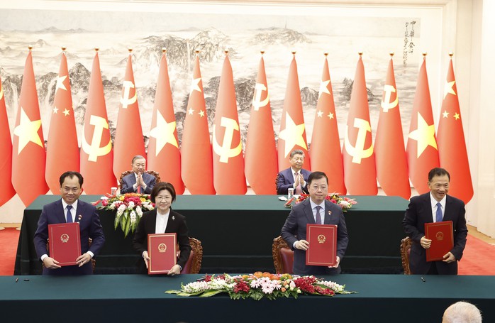 Thương mại Việt - Trung đặt mục tiêu 300 tỉ USD- Ảnh 1.