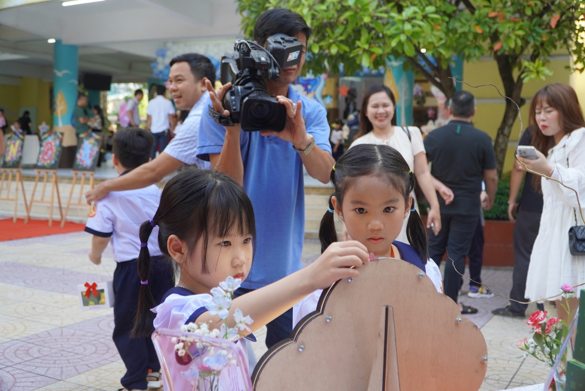 Chi tiết quy trình đăng ký tuyển sinh đầu cấp phụ huynh cần lưu ý để không bị trượt nguyện vọng - Ảnh 1.