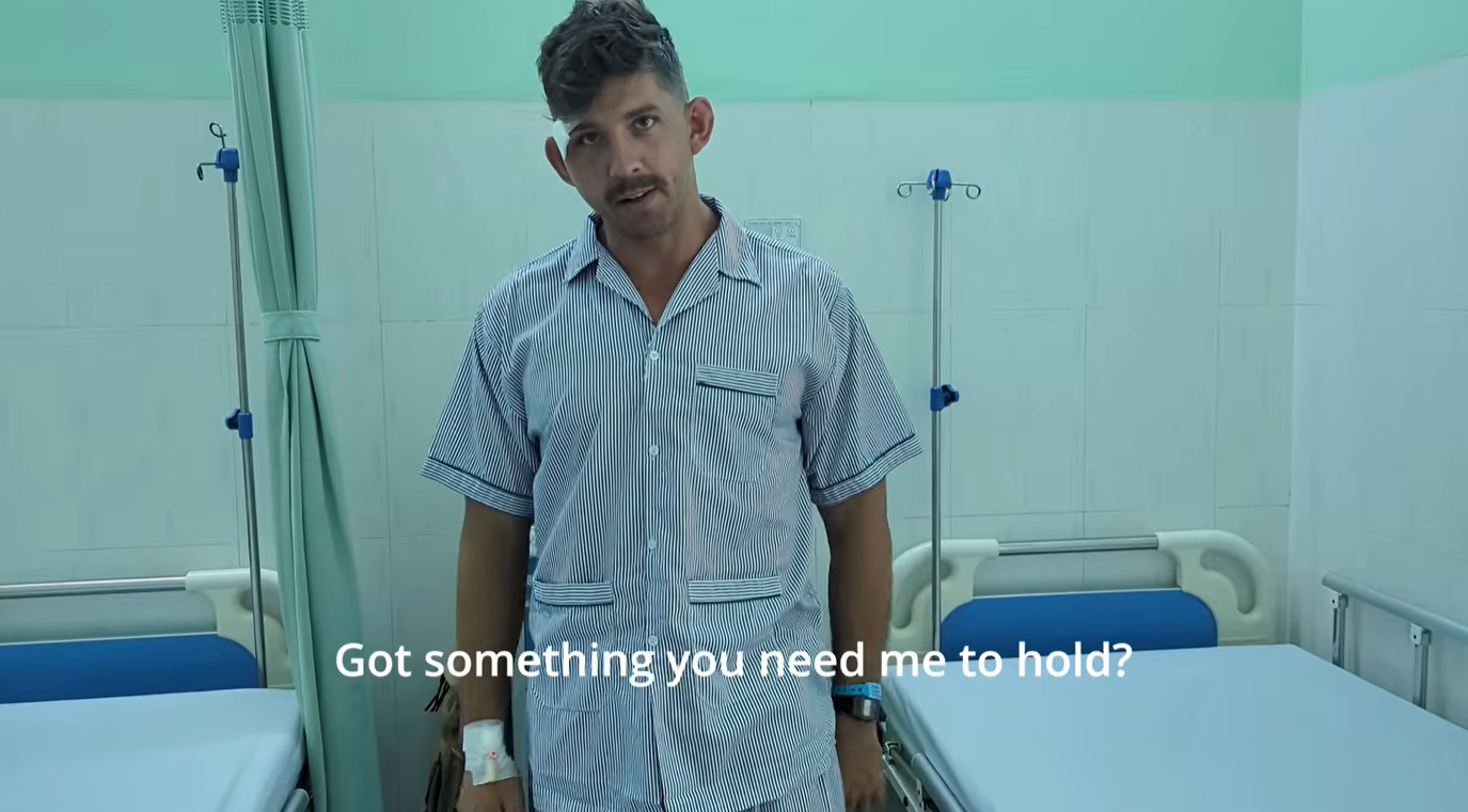 Khách Tây phẫu thuật tại 1 bệnh viện ở Đà Nẵng: "Nếu làm ở Mỹ, tôi sẽ phải nợ nần chồng chất trong ít nhất 10 năm"- Ảnh 5.