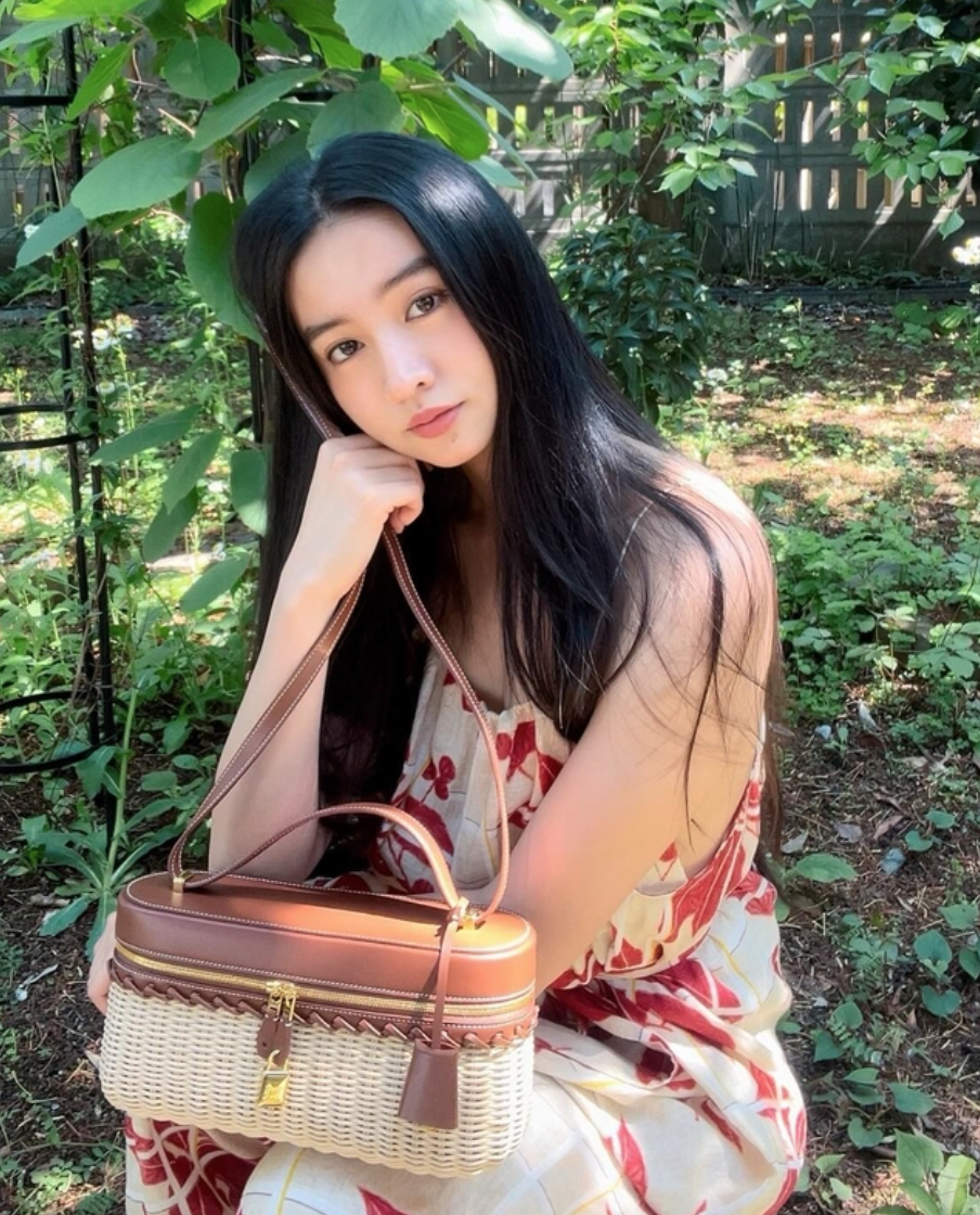Công chúa showbiz Nhật Bản từng bị chính người Nhật tẩy chay, 15 tuổi đã thành công nhưng vẫn cố thoát mác "nepo baby" mỗi ngày- Ảnh 5.