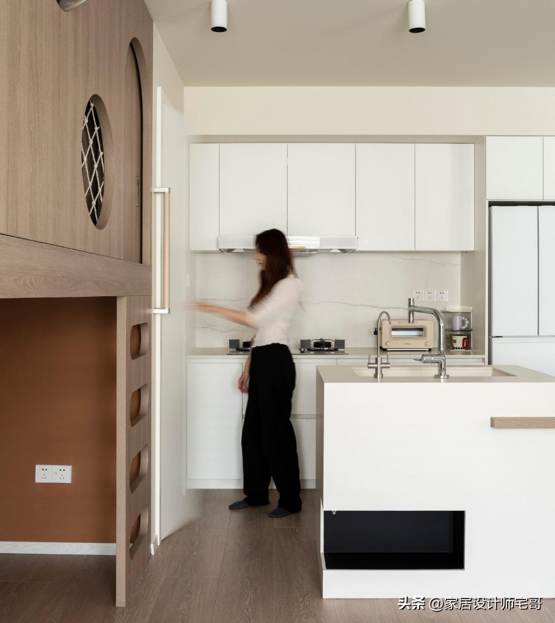 Chỉ 45m² nhưng chia được 3 phòng ngủ: Bài toán nhà nhỏ được giải quá thông minh- Ảnh 7.