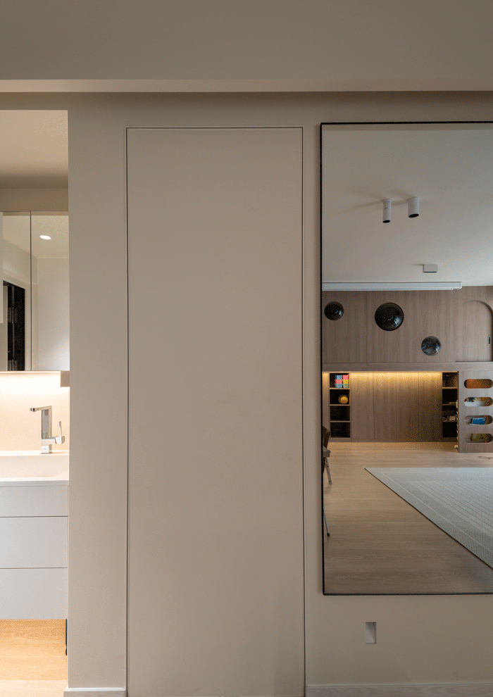 Chỉ 45m² nhưng chia được 3 phòng ngủ: Bài toán nhà nhỏ được giải quá thông minh- Ảnh 3.