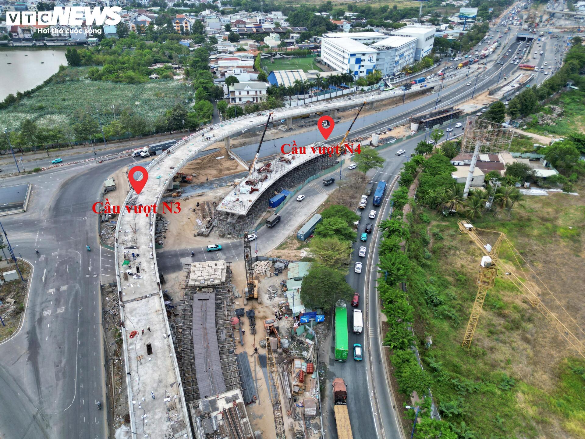 Cầu vượt nút giao 3.400 tỷ đồng ở TP.HCM tăng tốc về đích- Ảnh 2.