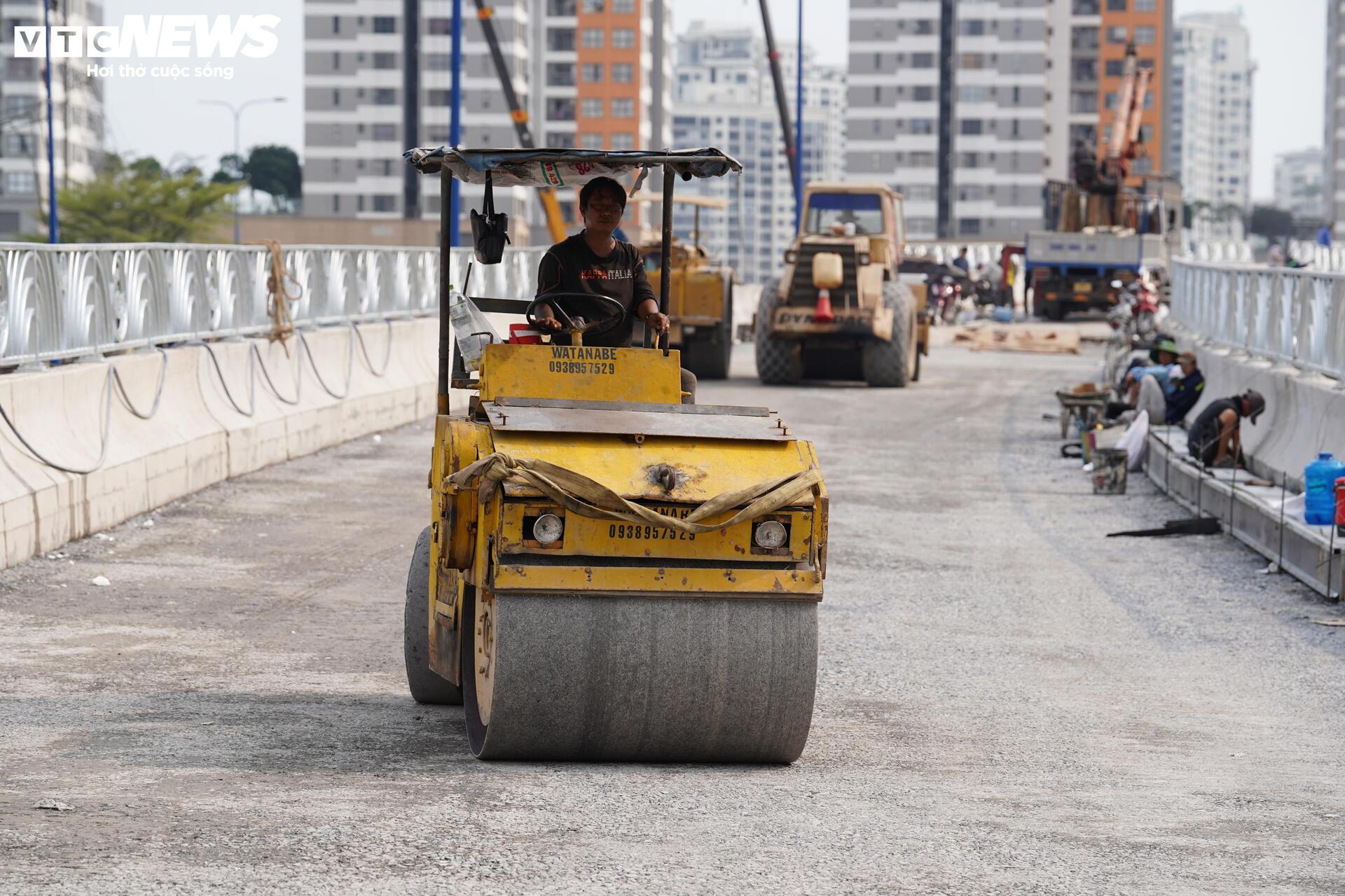 Cầu vượt nút giao 3.400 tỷ đồng ở TP.HCM tăng tốc về đích- Ảnh 4.