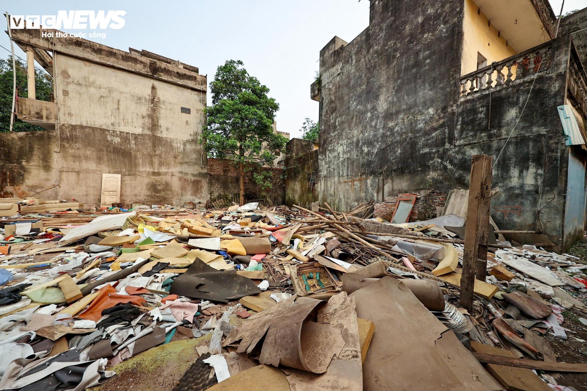 Người Hà Nội tháo dỡ nhà, giao mặt bằng thi công nút giao Phạm Tu - Xa La- Ảnh 9.