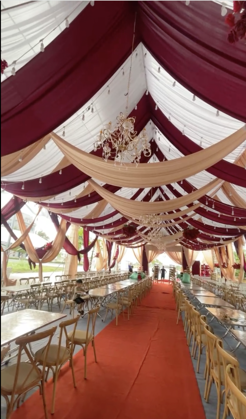 Nhà Văn Toàn dựng rạp cưới linh đình gây chú ý, cô dâu là "em gái hot nhất làng bóng đá"- Ảnh 4.