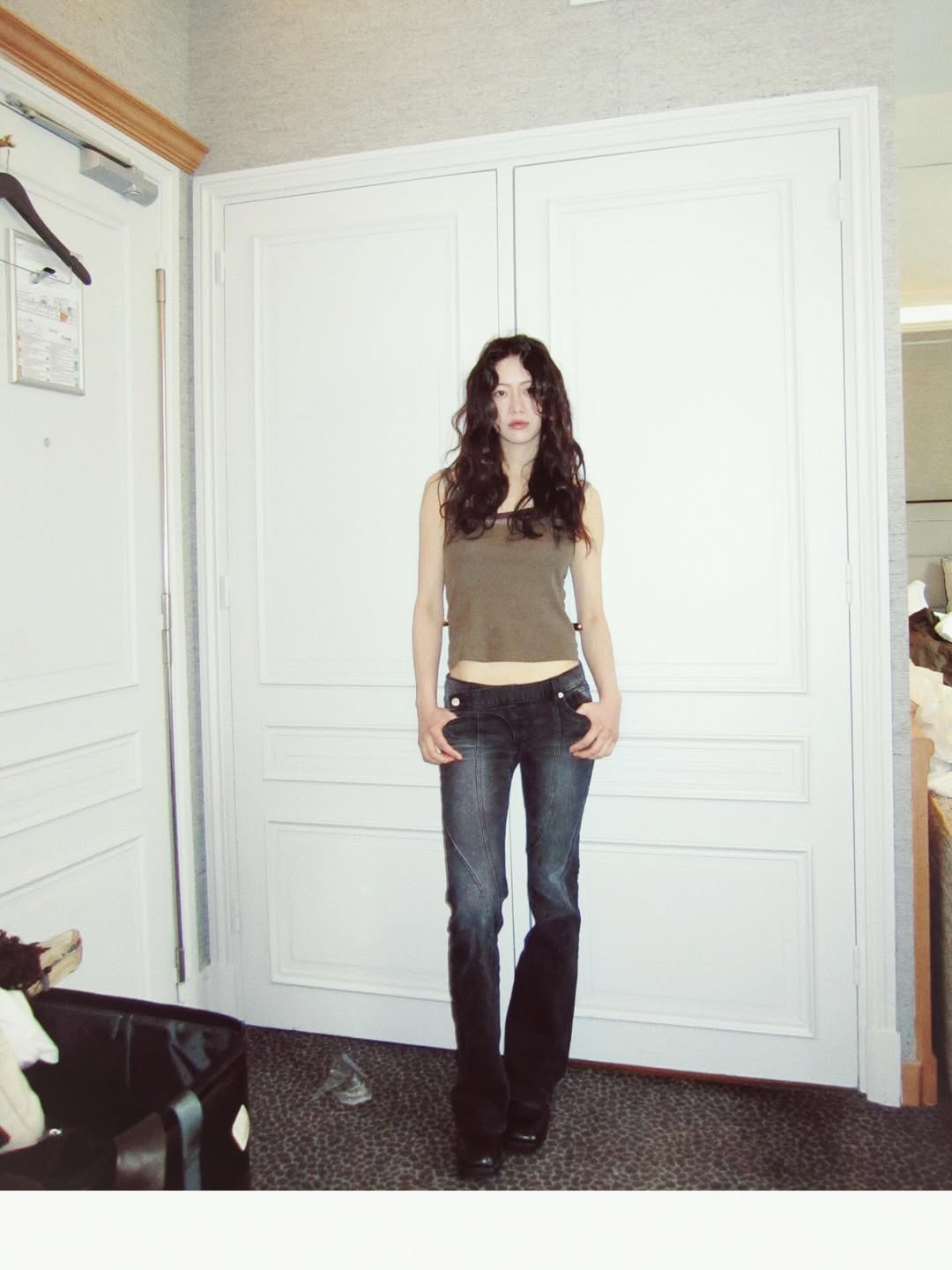 "Bad girl" khiến 1,4 tỷ dân Trung chao đảo, mặc gì cũng khiến phái nữ muốn copy- Ảnh 7.