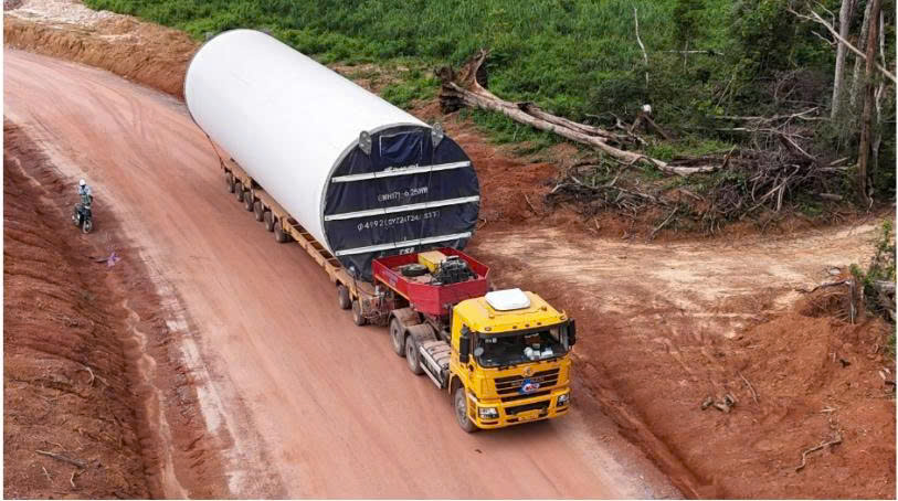 Từ công trường ‘3 không’ đến dòng điện vượt biên giới: Cách Bầu Hiển làm nên kỳ tích Savan 1 trong 16 tháng - Ảnh 6.