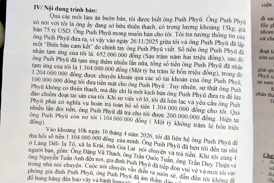 Đòi lại tiền thiên thạch 75 tỉ USD , người đàn ông bị đánh nhập viện - Ảnh 1.