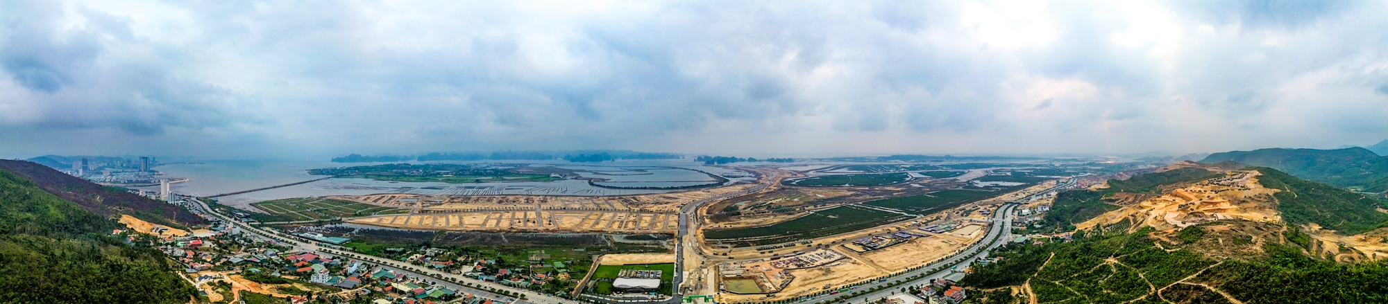 Toàn cảnh siêu dự án 18 tỷ USD của Vinhomes:  Rộng như một thành phố- Ảnh 1.