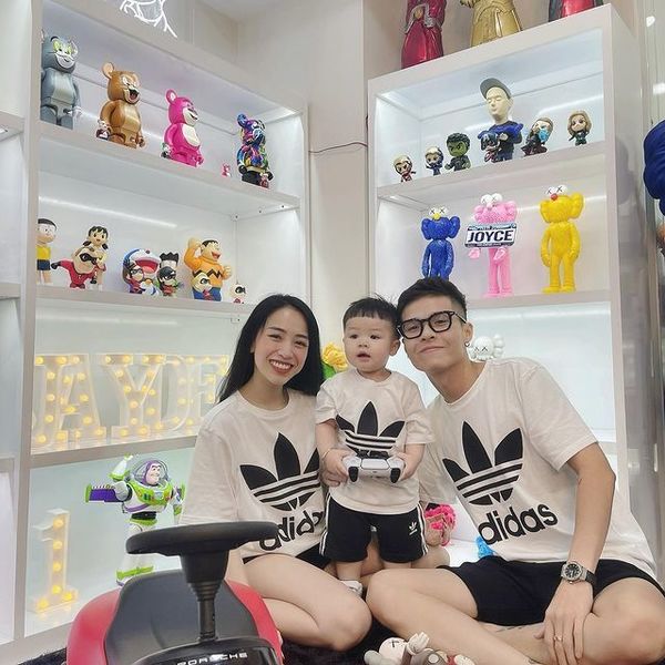 Nhà của Joyce Phạm - ái nữ đại gia Minh Nhựa: Biệt thự lên đèn sáng rực cả khu phố, bên trong là không gian sống sang chảnh đúng chuẩn rich kid - Ảnh 11.