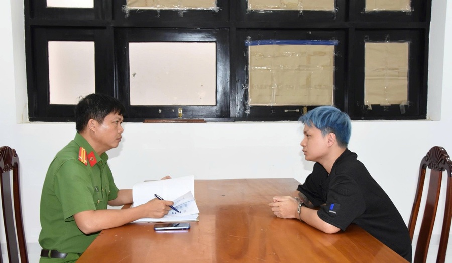 Thi hành Lệnh bắt tạm giam đối với Nguyễn Gia Hoàng SN 1999- Ảnh 1.