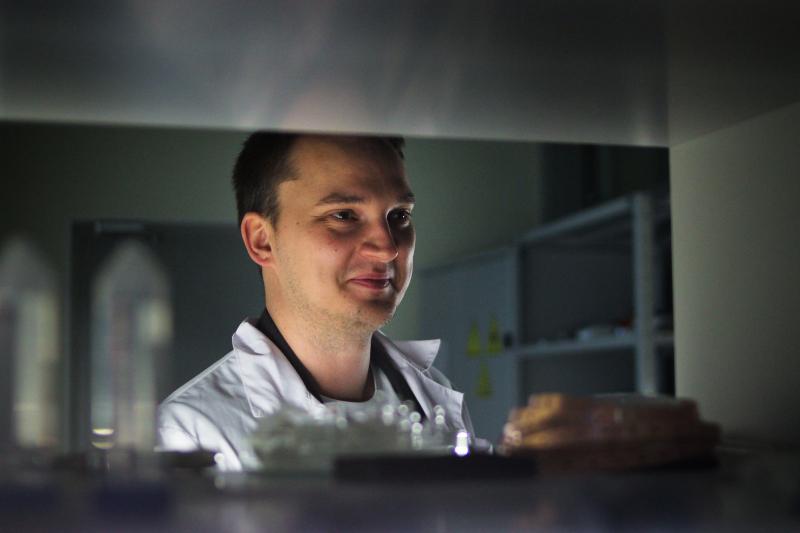 Nga khiến thế giới kinh ngạc vì tạo ra loại tia gần như chạm đến giới hạn: Nhỏ tương đương một loại virus- Ảnh 1.