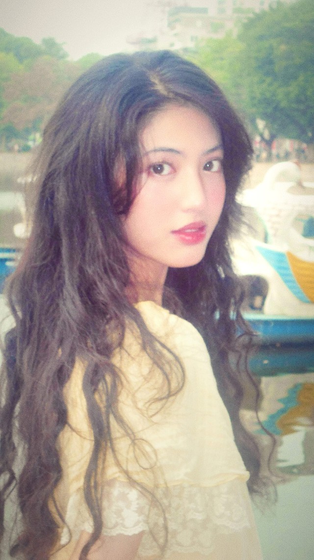 Hơn 27 nghìn người thả tim cho bức ảnh chụp vội ở công viên Thống Nhất- Ảnh 1.