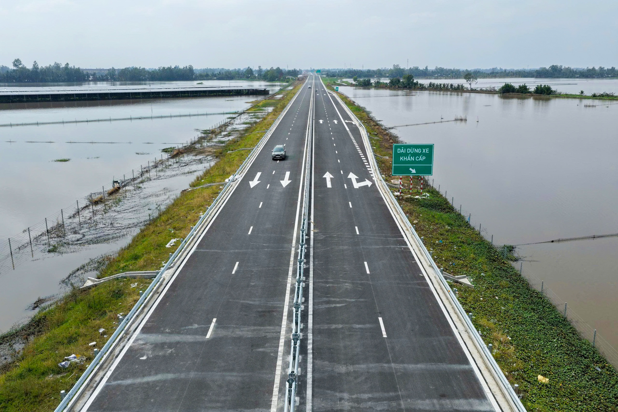 Toàn cảnh dự án lớn nhất lịch sử miền Tây do Vingroup đề xuất : Rộng gấp đôi sân bay Tân Sơn Nhất, dân số dự kiến 300.000 người - Ảnh 8.
