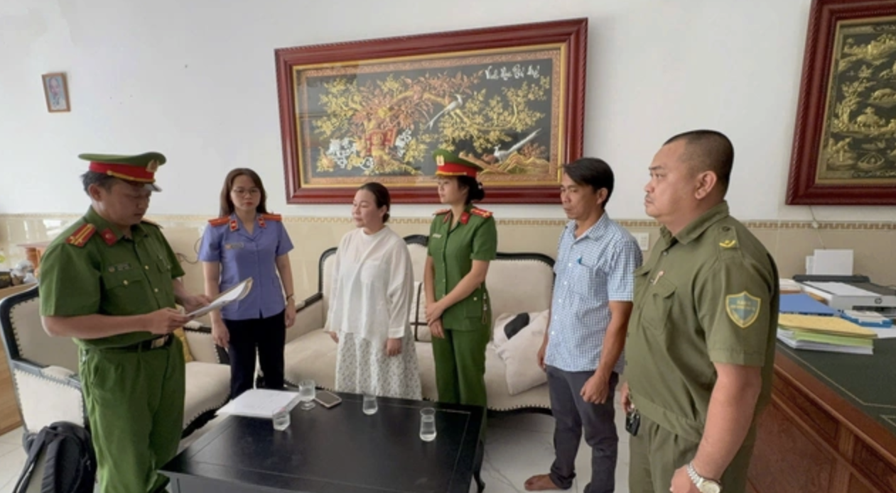 Nhiều nạn nhân tiếp tục đến Công an TPHCM tố cáo CEO Nguyễn Ngọc Tiền - Ảnh 1.