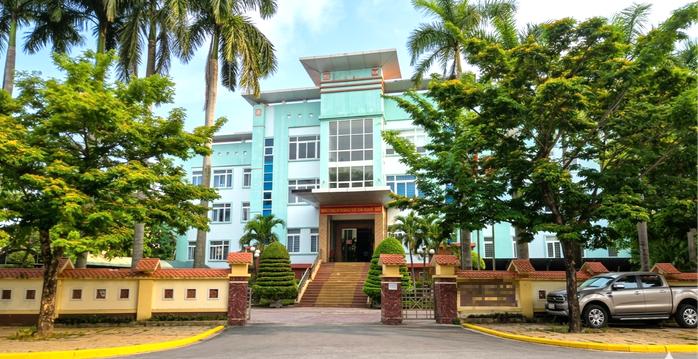 Vụ “Người lạ” trong hồ sơ gói thầu 16,5 tỉ ở Quảng Trị: Phát sinh kiến nghị vẫn khởi công?- Ảnh 1.