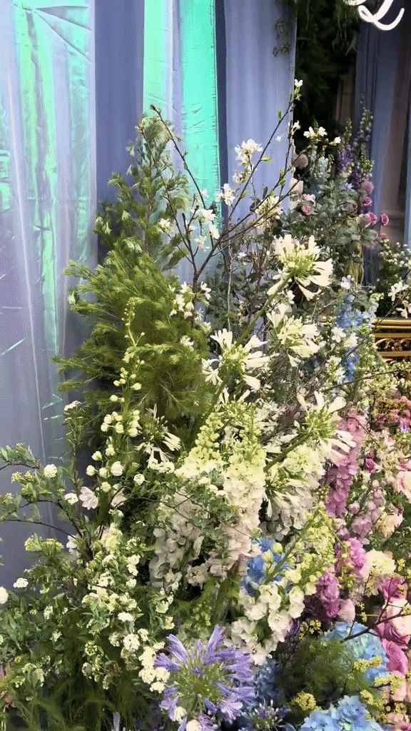 Sáng nhất Bắc Ninh lúc này: Lâu đài 300 tỷ kín hoa tươi, đám cưới "trong truyền thuyết" ngắm online cũng đủ choáng- Ảnh 3.