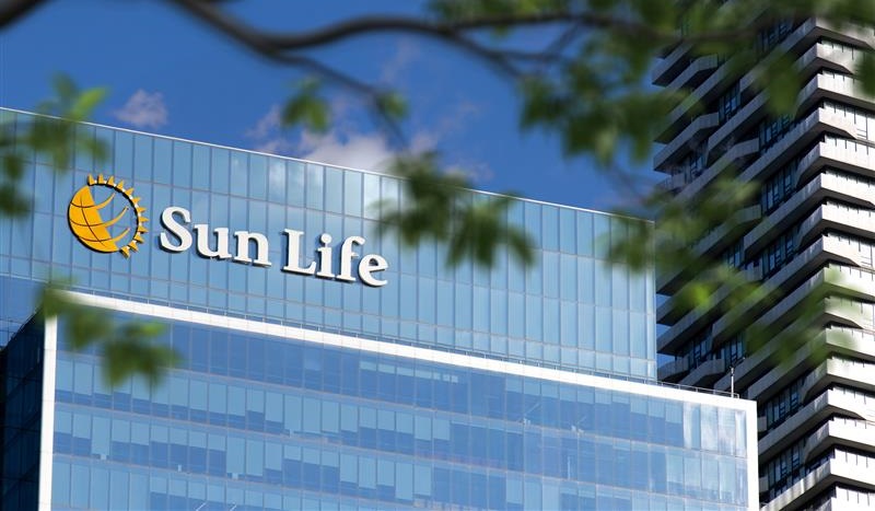Sun Life Việt Nam chiếm thị phần lớn bảo hiểm hưu trí tự nguyện - Ảnh 1.