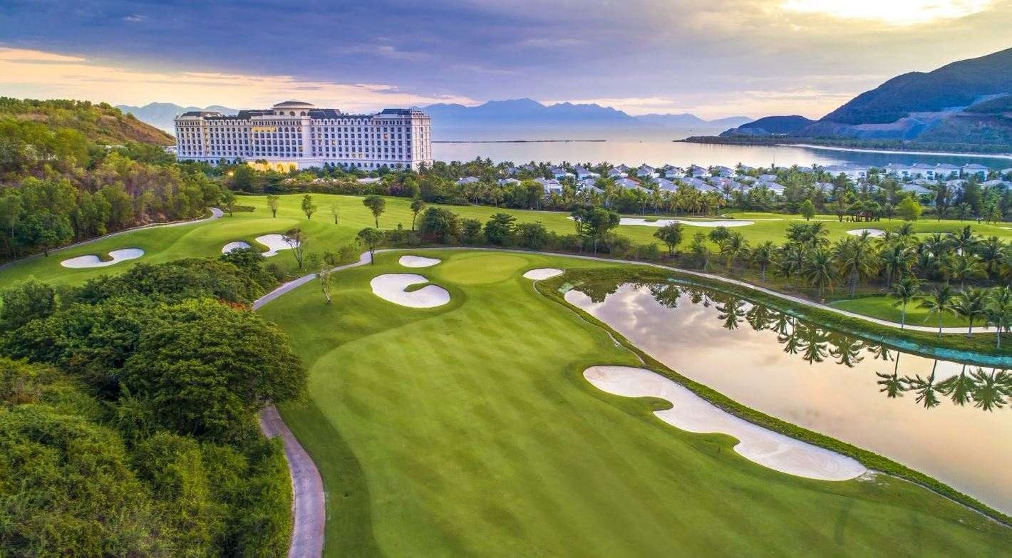 Duyệt dự án sân golf gần 100 ha ở Cà Mau: 85% vốn đến từ ngân hàng - Ảnh 1.