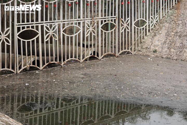 Sau 6 tháng hồi sinh, dòng 'sông chết' ở Hà Nội thay đổi ra sao?- Ảnh 17.