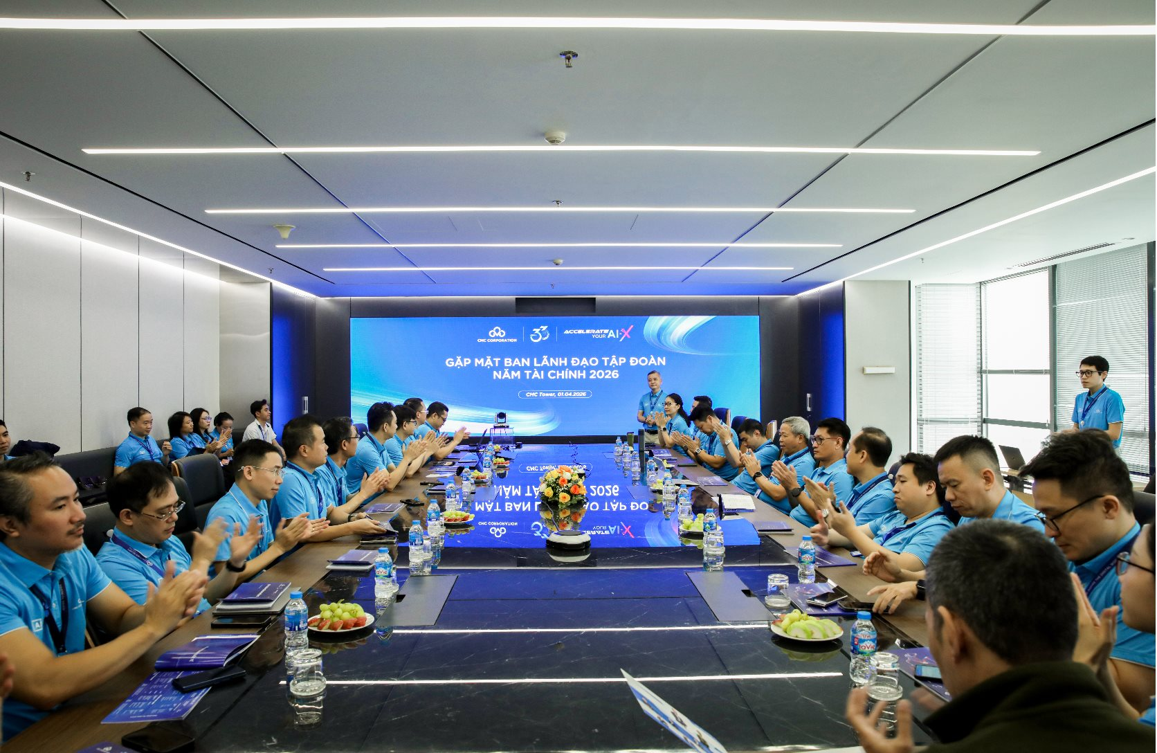 CMC tăng tốc chuyển đổi AI, hướng tới mục tiêu công ty chuyển đổi AI toàn cầu- Ảnh 1.