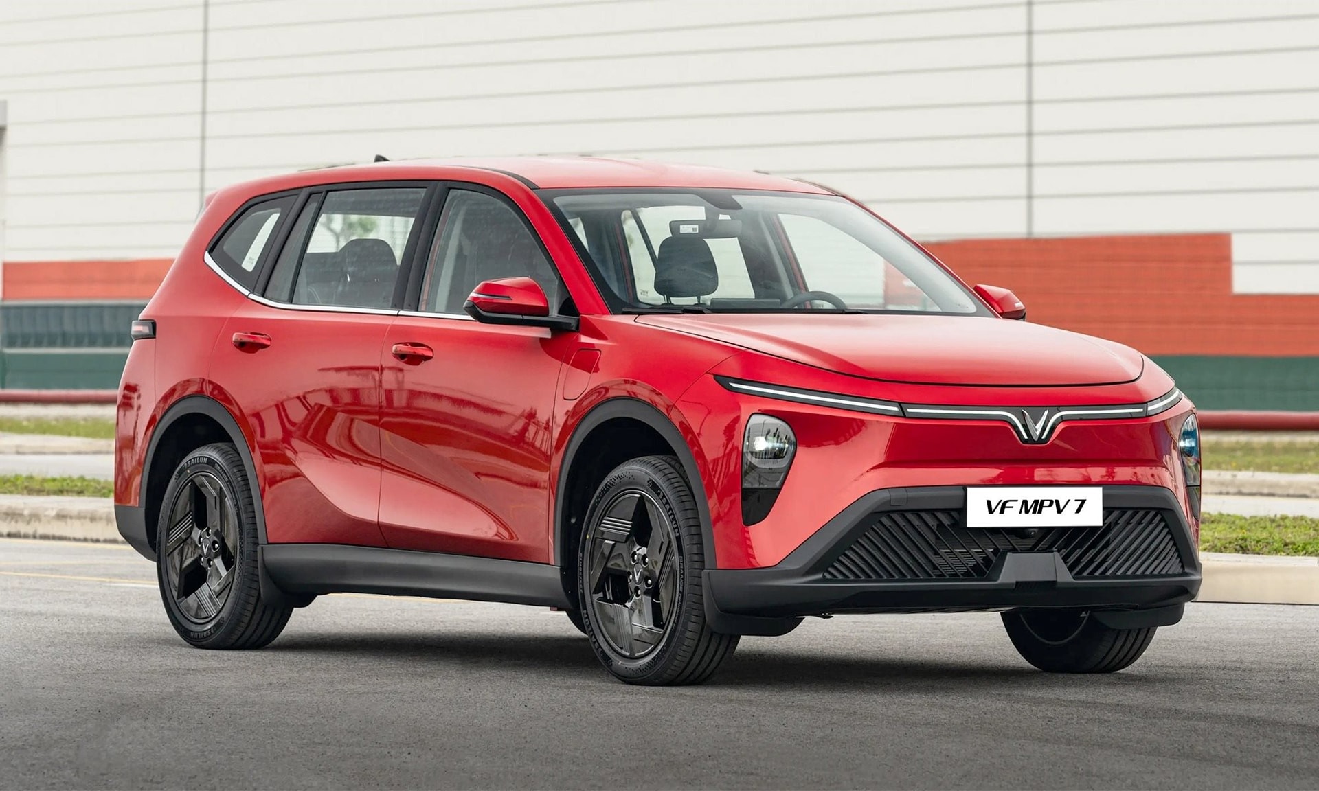 Sau Indonesia, tỷ phú Phạm Nhật Vượng tiếp tục đưa mẫu xe điện VF MPV 7 sang chinh phục thị trường Ấn Độ - Ảnh 1.