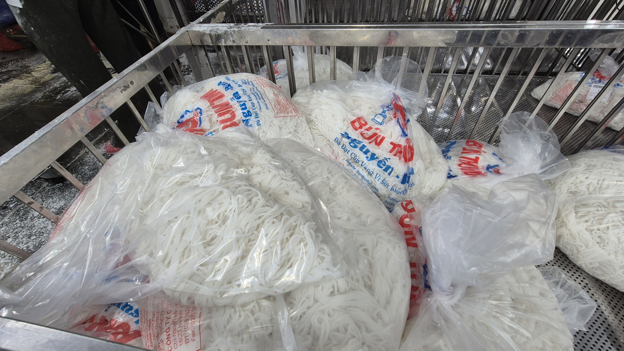 Bún Nguyễn Bính kêu cứu giảm phạt hơn nửa tỉ đồng cho nghề truyền thống - Ảnh 2.