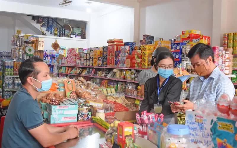 Hạn chót hộ kinh doanh phải thông báo số tài khoản, ví điện tử - Ảnh 1.