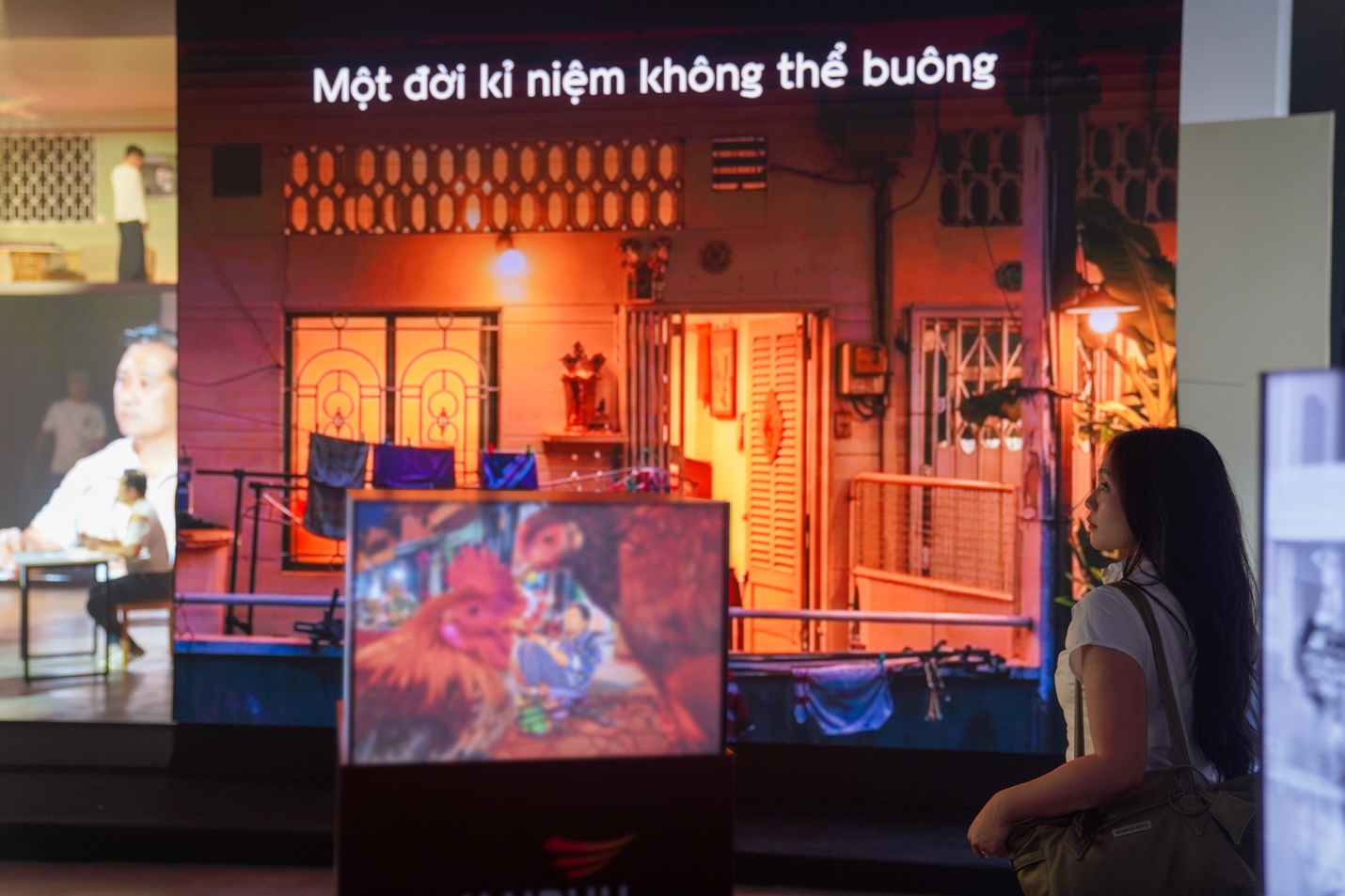 Văn Phú kể chuyện “vị nhân sinh” qua triển lãm đa giác quan - Ảnh 3.