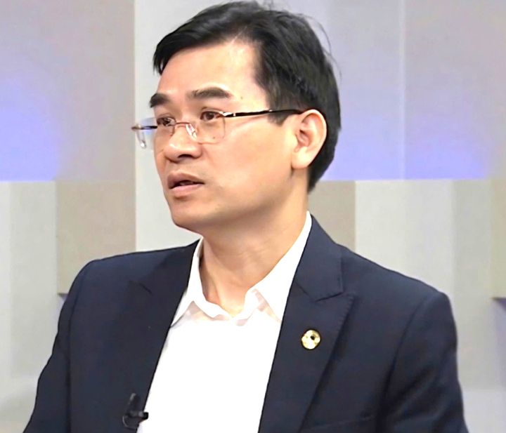 Phố trung tâm Hà Nội bị đào xới: Hệ quả của việc hạ tầng 'chạy sau' phát triển đô thị- Ảnh 4.