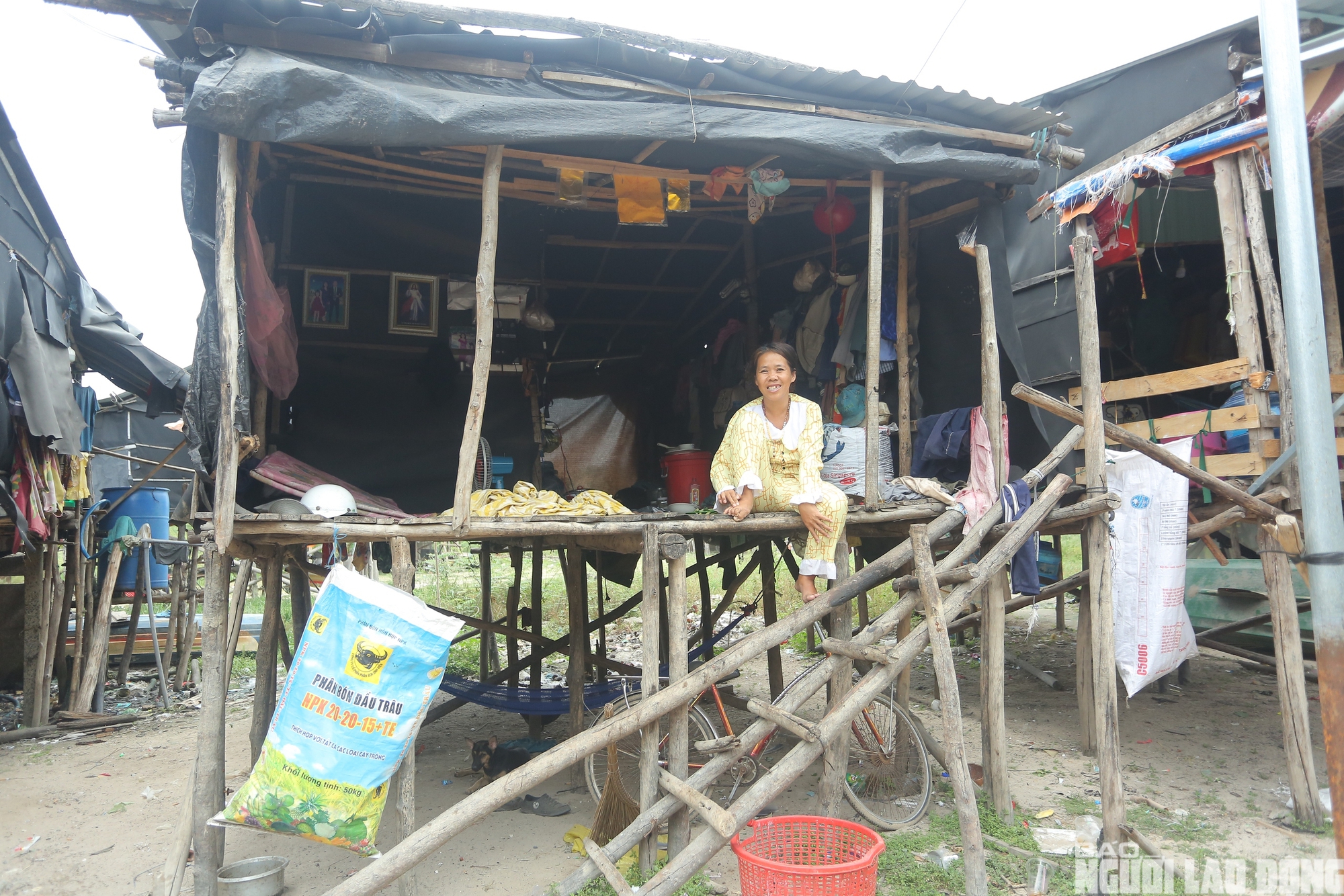 Chật vật mưu sinh ở xóm Việt kiều ven hồ Dầu Tiếng 2026 - Ảnh 8.