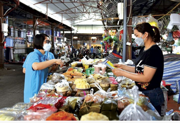 Đề xuất nâng ngưỡng miễn thuế cho hộ kinh doanh lên 2 tỉ đồng năm 2026 - Ảnh 1.