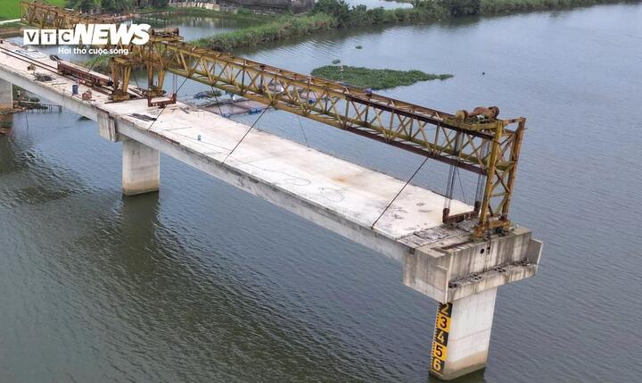 'Năm lần bảy lượt' được gia hạn, cầu 220 tỷ ở Đà Nẵng vẫn dang dở- Ảnh 7.