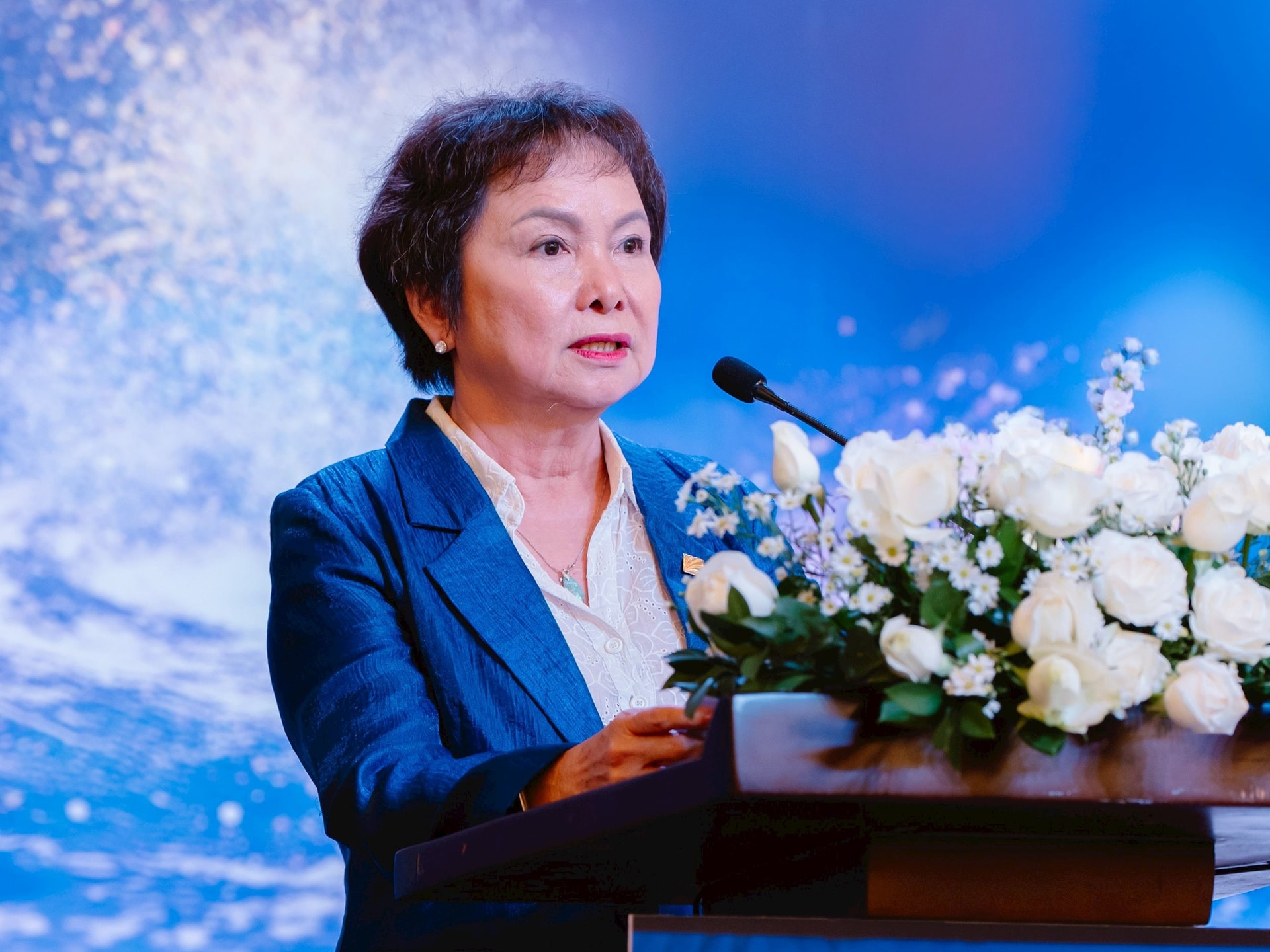 Chủ tịch PNJ Cao Thị Ngọc Dung: Sẵn sàng nhập tối đa quota vàng, hé lộ "vũ khí" giữ biên lợi nhuận 20%- Ảnh 1.