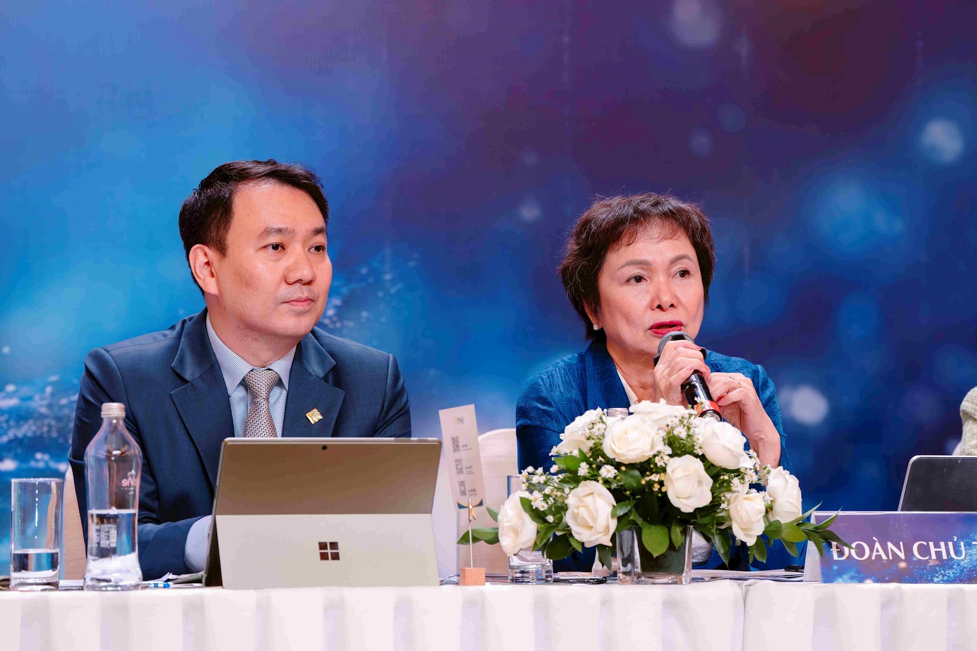 Chủ tịch PNJ Cao Thị Ngọc Dung: Sẵn sàng nhập tối đa quota vàng, hé lộ "vũ khí" giữ biên lợi nhuận 20%- Ảnh 4.