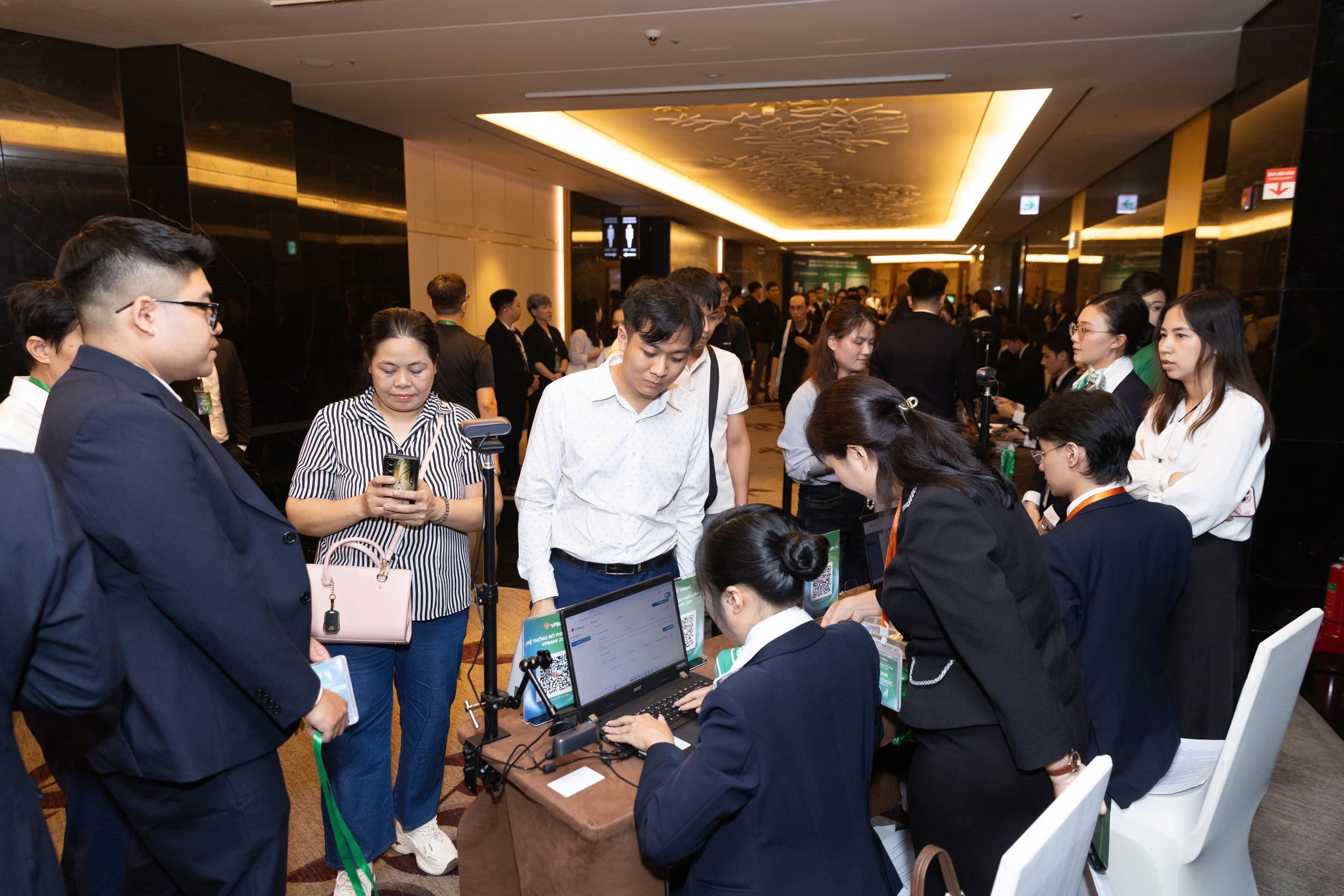 ĐHCĐ VPBank: Kế hoạch lợi nhuận 2026 trên 41.300 tỷ đồng, tăng vốn điều lệ lên cao nhất hệ thống - Ảnh 1.