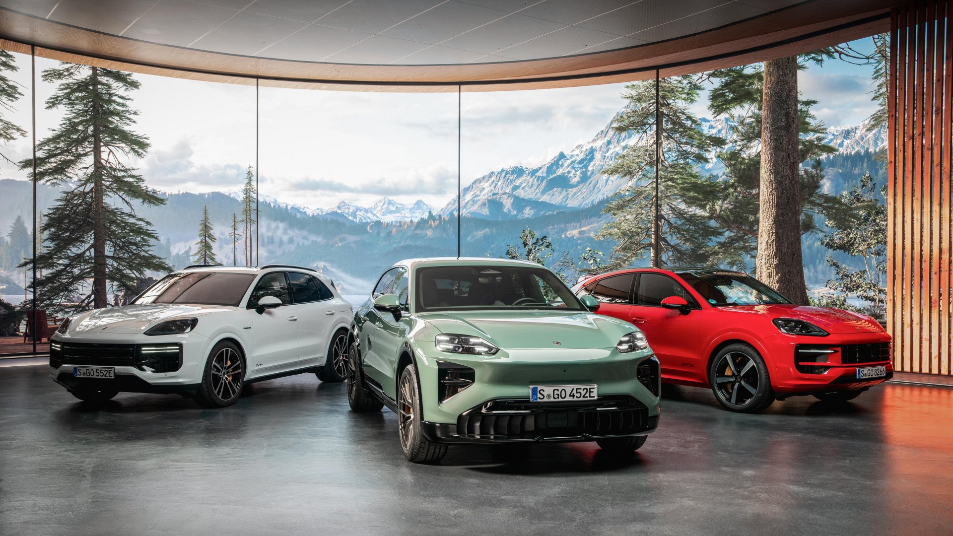 Porsche Cayenne điện sắp về Việt Nam: Giá từ 4,72 tỷ đồng, mạnh hơn nhiều siêu xe, đầy pin đủ chạy Hà Nội - Huế- Ảnh 1.