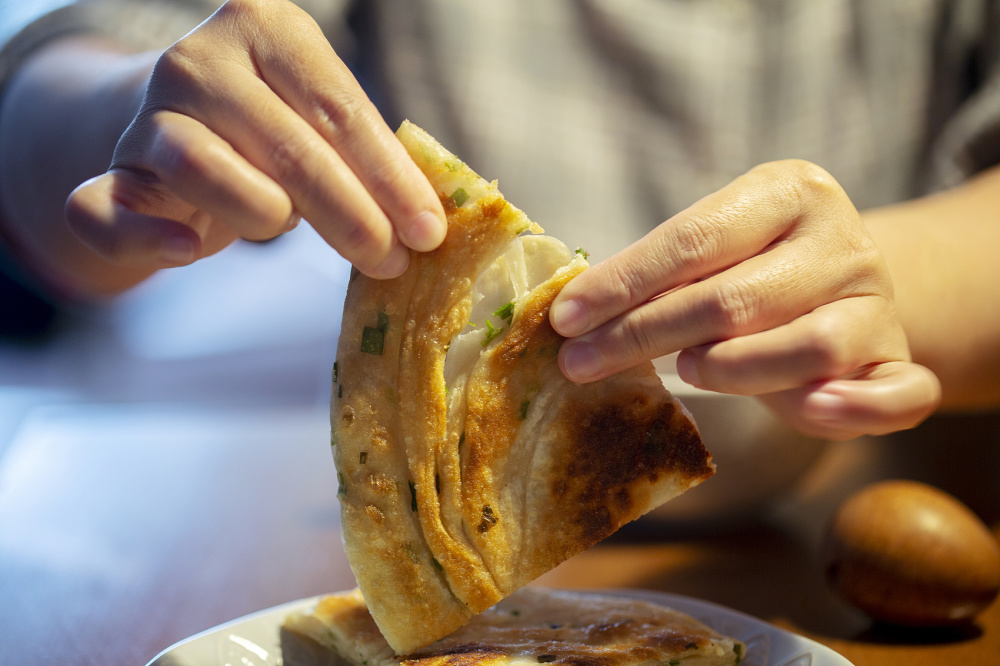 Bác sĩ Nhi khoa cảnh báo: Khẩn trương loại bỏ ngay 3 loại "bữa sáng độc hại" đang âm thầm "đánh cắp" chiều cao của trẻ - Ảnh 3.