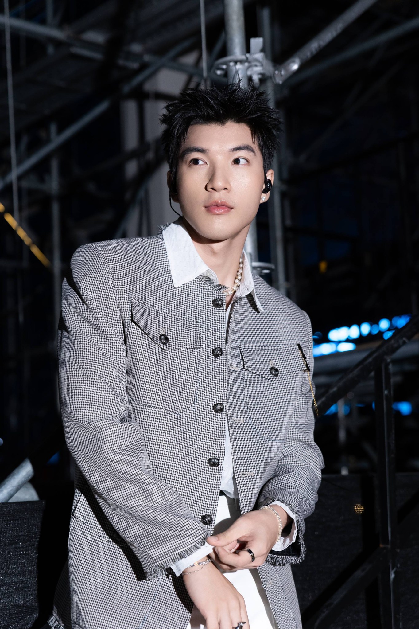 HIEUTHUHAI đã giàu đến mức này: Xây nhà ngay trung tâm, có "50T" và hợp đồng lên đến 10 số 0- Ảnh 9.