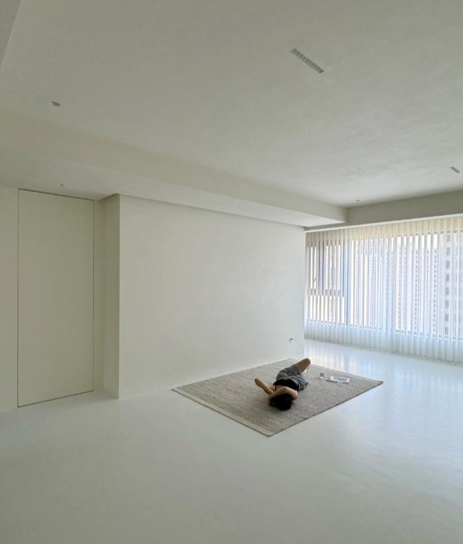 Nhà không sofa, không tivi, khách đến cũng… không muốn ngồi lâu: Xu hướng sống tối giản đang thay đổi cách nhiều người thiết kế tổ ấm - Ảnh 1.