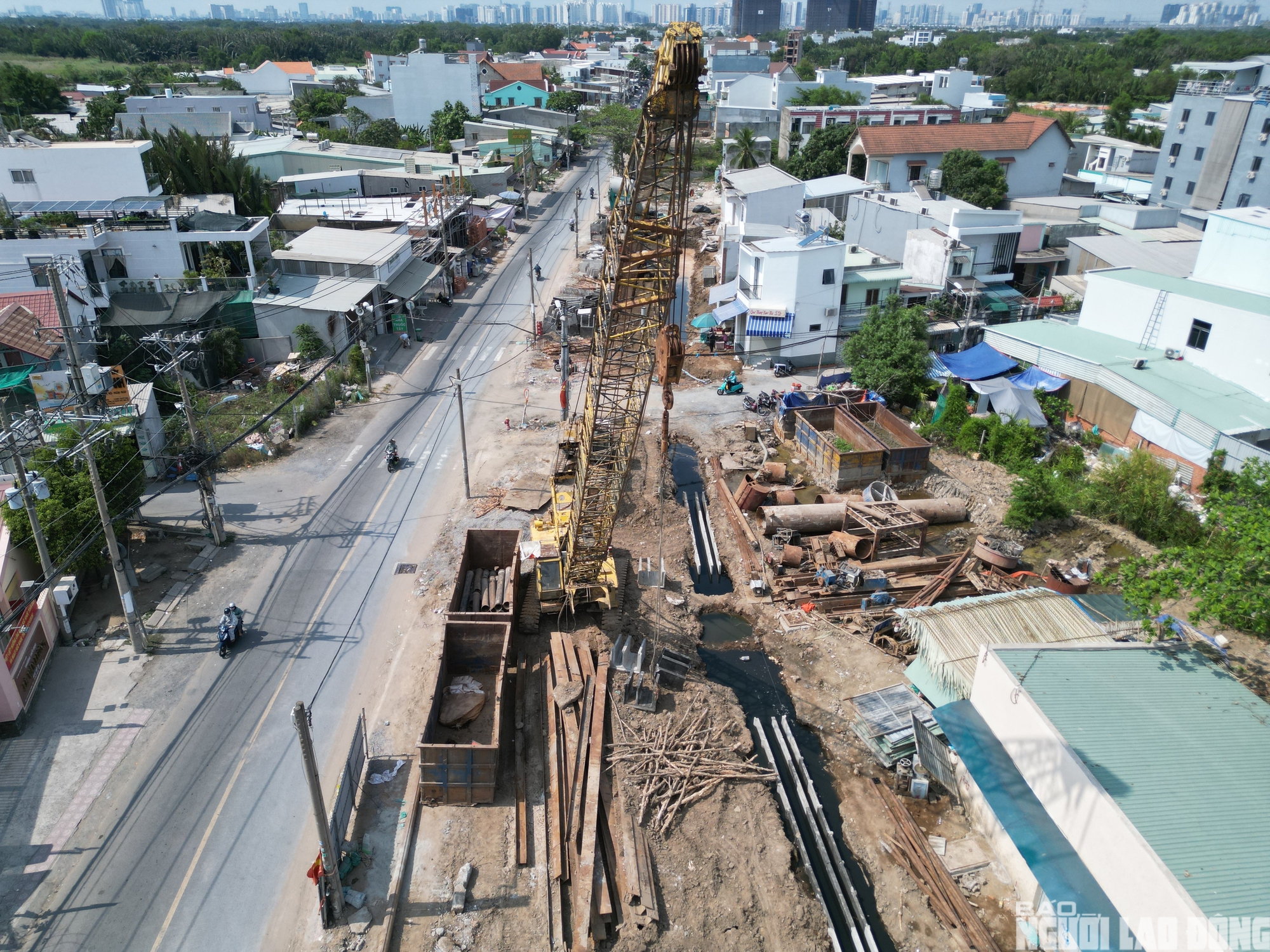 Cận cảnh công trường cầu gần 500 tỉ đồng nối TPHCM với cửa ngõ đi Tây Ninh- Ảnh 10.