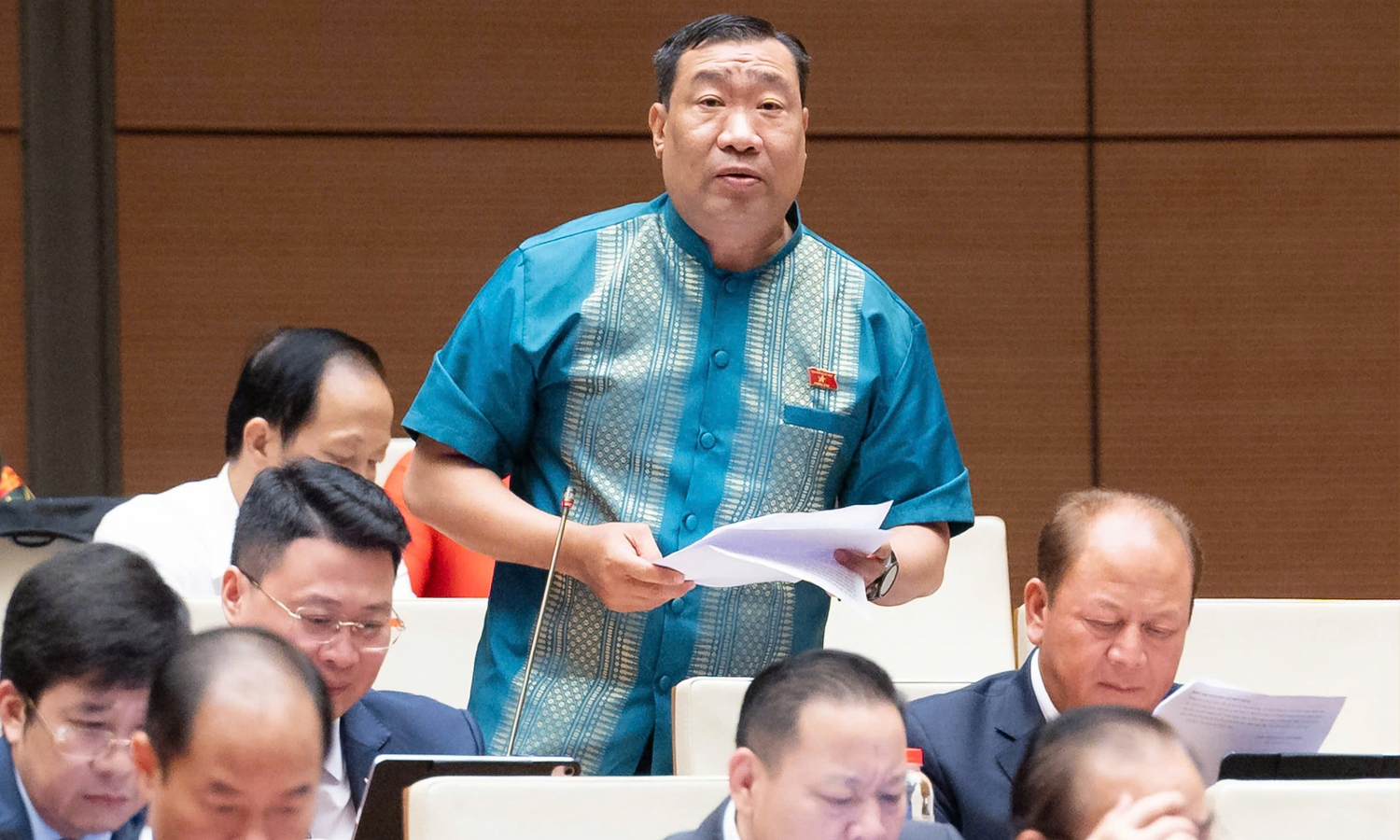 Bộ trưởng Bộ Tài chính: Ngưỡng chịu thuế 1 tỷ đồng với hộ kinh doanh là hài hòa- Ảnh 2.