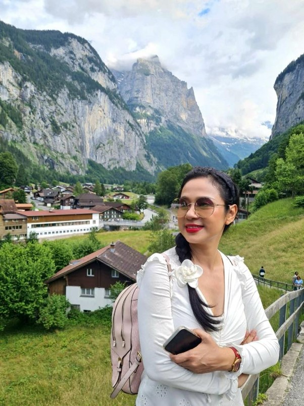 "Đệ nhất mỹ nhân" một thời, rút khỏi showbiz để tận hưởng cuộc sống bình yên - Ảnh 4.