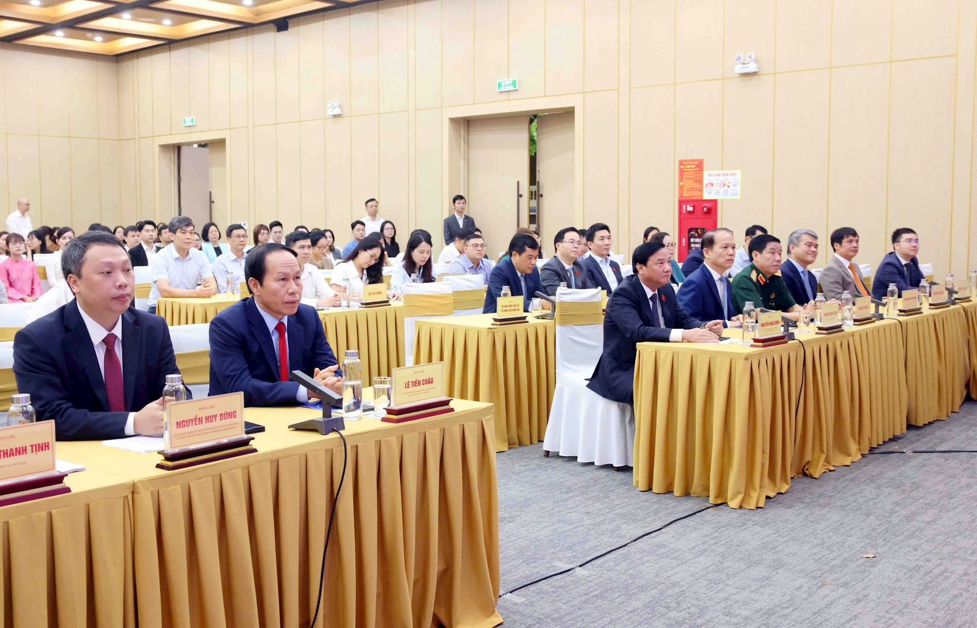 Bộ Tư pháp kiện toàn hạ tầng số và dữ liệu, sẵn sàng cho cuộc tổng rà soát văn bản quy phạm pháp luật toàn quốc- Ảnh 2.