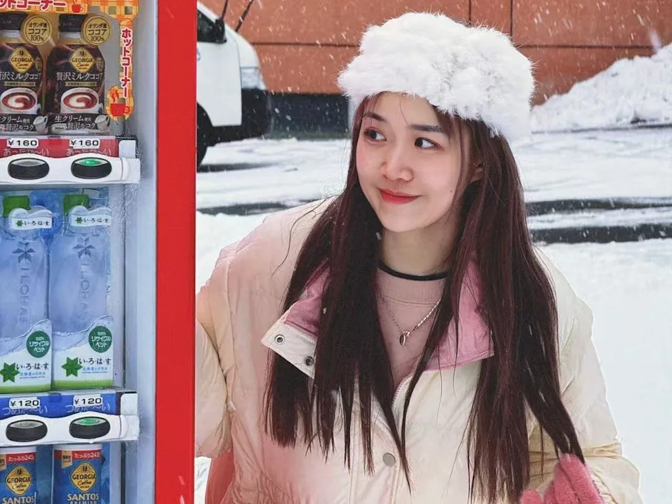 Tạo 6 "nhân viên AI", cô gái Trung Quốc thấy năng suất tăng vọt nhưng càng làm càng thấy mệt- Ảnh 1.