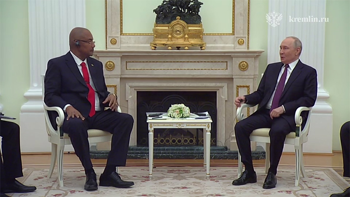 Nhân vật đặc biệt vừa tới gặp ông Putin: Kremlin huy động cả lãnh đạo tình báo, cử chỉ của ông Lavrov hé lộ bí ẩn- Ảnh 3.