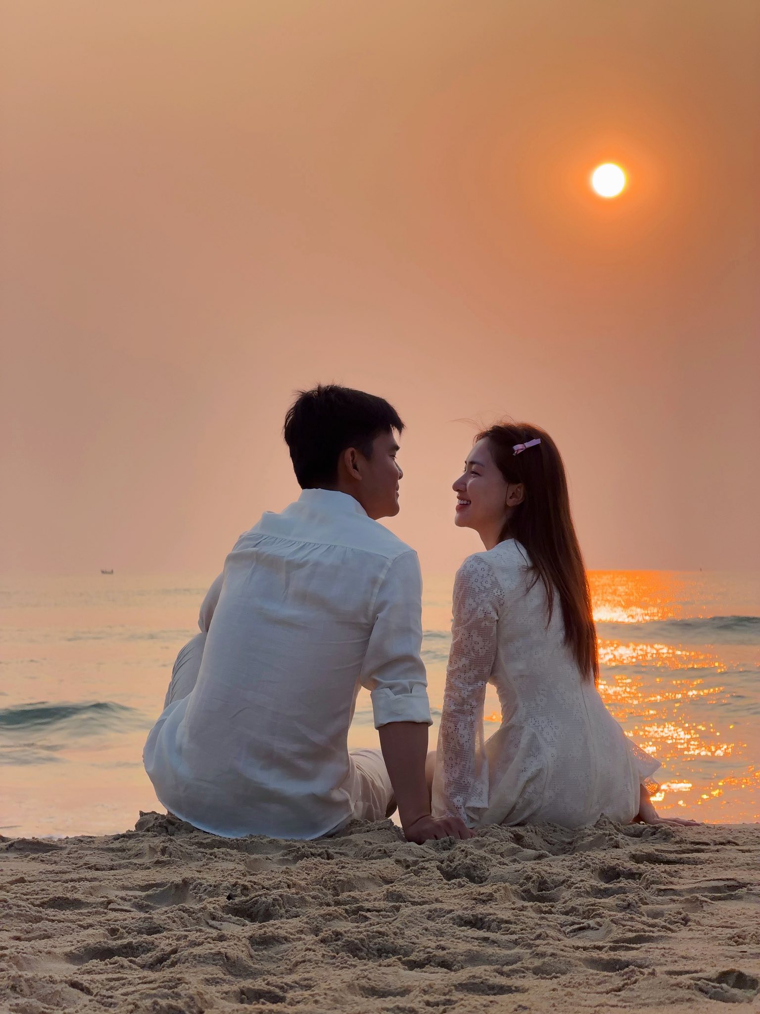 Hòa Minzy đáp thẳng: "Em có đăng ảnh nhạy cảm gì đâu chị?" - Ảnh 1.