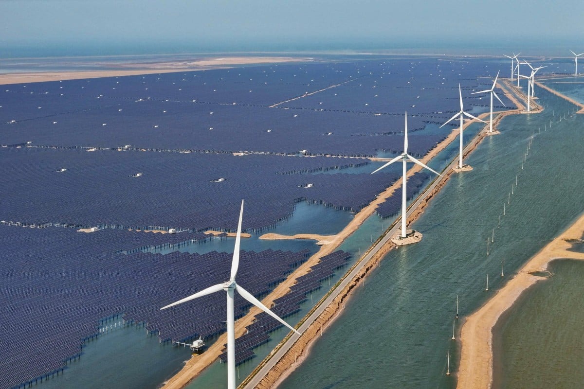 Lộ trình giảm phụ thuộc dầu mỏ của quốc gia láng giềng của Việt Nam: Xe điện và hạ tầng xanh trở thành ưu tiên hàng đầu - Ảnh 3.