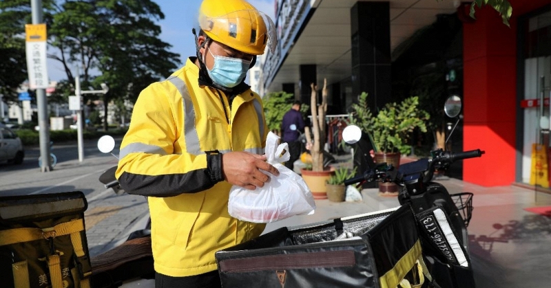 Cô giáo mầm non ở Hà Nội chụp lén "2 đối tượng", ai dè là nhân vật đình đám, biết danh tính mà ngã ngửa! - Ảnh 2.